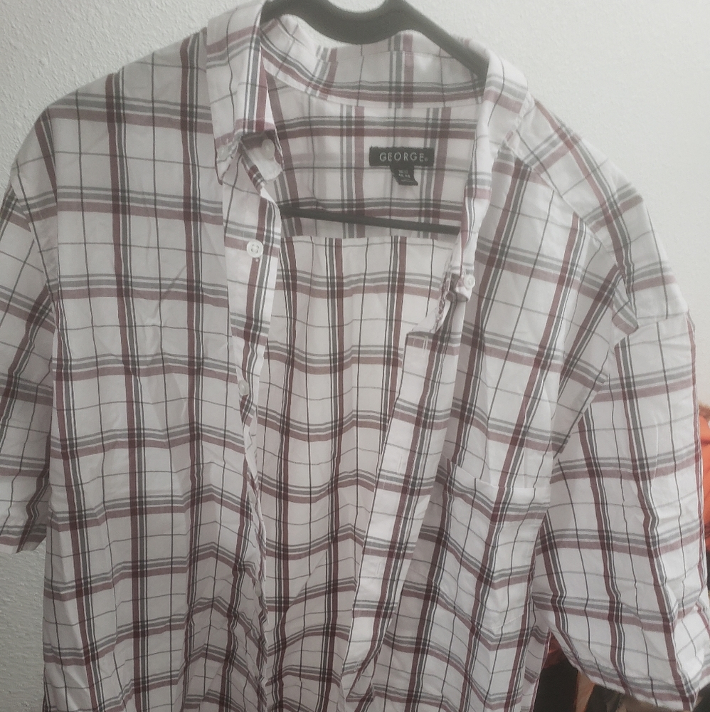 Men's buttondown shirt